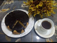 کیک قابلمه ایی?باسس شکلاتی