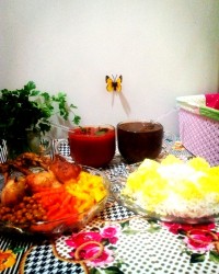 خوراڪ مرغ و غوره و قرمه سبزے