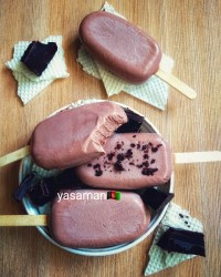 بستنی شکلاتی