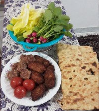 دوستان گلم بفرماییدکتلت خوشمزه.جاتون خالی