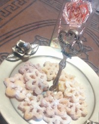 شیرینی پنجره ای