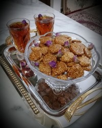 سوهان عسلی کنجدی بادستورسرآشپزپاپیون