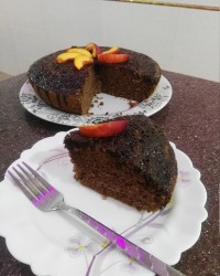 کیک کاکائویی با سس شکلاتی