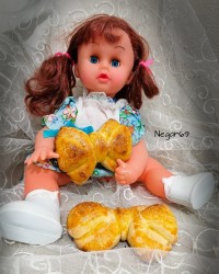 نان صبحانه پاپیونی