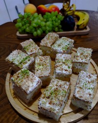 شیرینی خامه ای