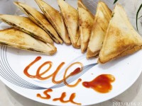 اسنک مرغ و قارچ