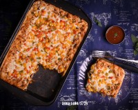 کیک پیتزا گیاهی (بدون گوشت)