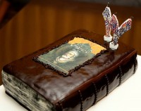 کیک کتاب شاهنامه فردوسی سفارش دیروزم