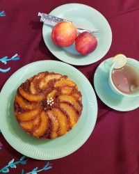 کیک شلیل برگردان