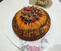 کیک نصف شبی من برا مامان بابای عزیزم