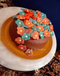 ♤ کیک اسفنجی با تزئین ژلارد ♤