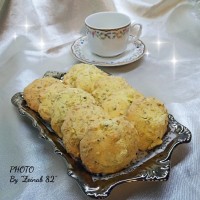 شیرینی پفکی گردویی یا پیچ انگشتی