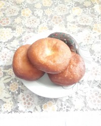 پیراشکی و دونات بازاری