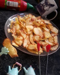 چیبس ساده خانگی+سس تند