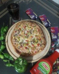 پیتزا خوشمزه جان