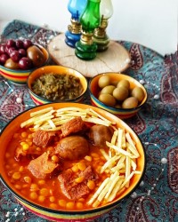 خورش قیمه با گوشت شتر مرغ