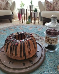 کیک اسفنجی سه تخم مرغی