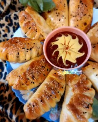 پیراشکی گوشت با خمیر خونگی