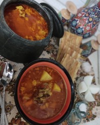 آبگوشت چرب و چیلی