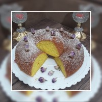 کیک گلاب و زعفران