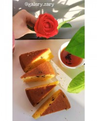 کیک زعفرانی اسفنجی با تکه های شکلات (ورق بزنید)