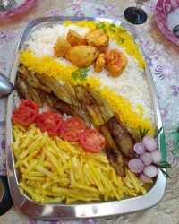 《مرغ و پلو》