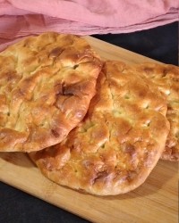 نون تنوری بسیار خوشمزه