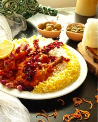 مرغ رستورانی لطفاً کپشن خوانده شود