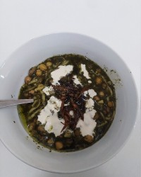 آش رشته خودمپز