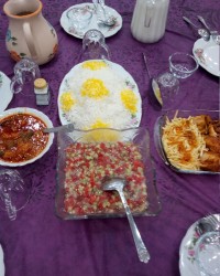 مهمونی خونه خودمون