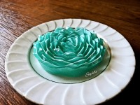 ژله رولی گل رز