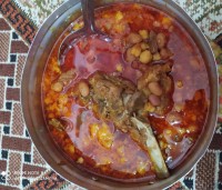 آبگوشت خوشمزه من البته تو ظرف سفالی پختمش