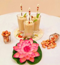 شیر پسته