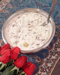 آش ماست محلی با سیر خام