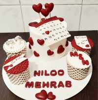 کیک دومین سالگرد آشنایی بهمراه کاپ کیک