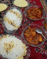 اینم شام خوشمزه ما با دسر زعفرانی