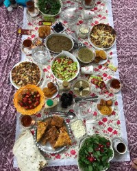 سفره افطاری شب وفات حضرت رقیه س