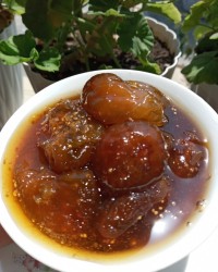 مربای انجیر از درخت انجیر خونه خودمون ممنون از