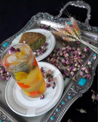 شربت با یخ تزئینی