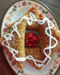 سنبوسه بچه های آذری زبان خودم بزنن لایکو????