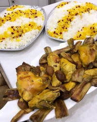 مرغ زعفرونی باطعمی دلپذیر