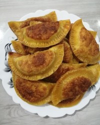 اینم یه پیراشکی خوشمزه دیگه ?