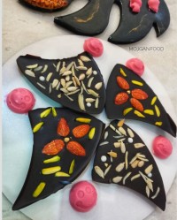 شکلات مغزدار