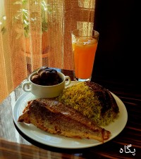 سبزی پلو ماهی با ته دیگ کاهو