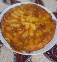 کیک سیب و کارامل