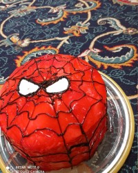 کیک اسپایدرمن