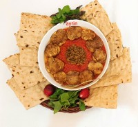 بورانی گوجه بادمجان