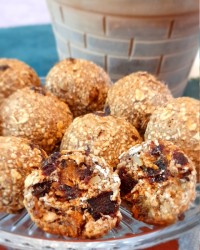 توپک خرمای مغزدار