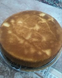 کیک اسفنجی چهار تخم مرغی