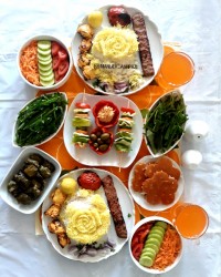 کباب کوبیده و جوجه کباب (وزیری)